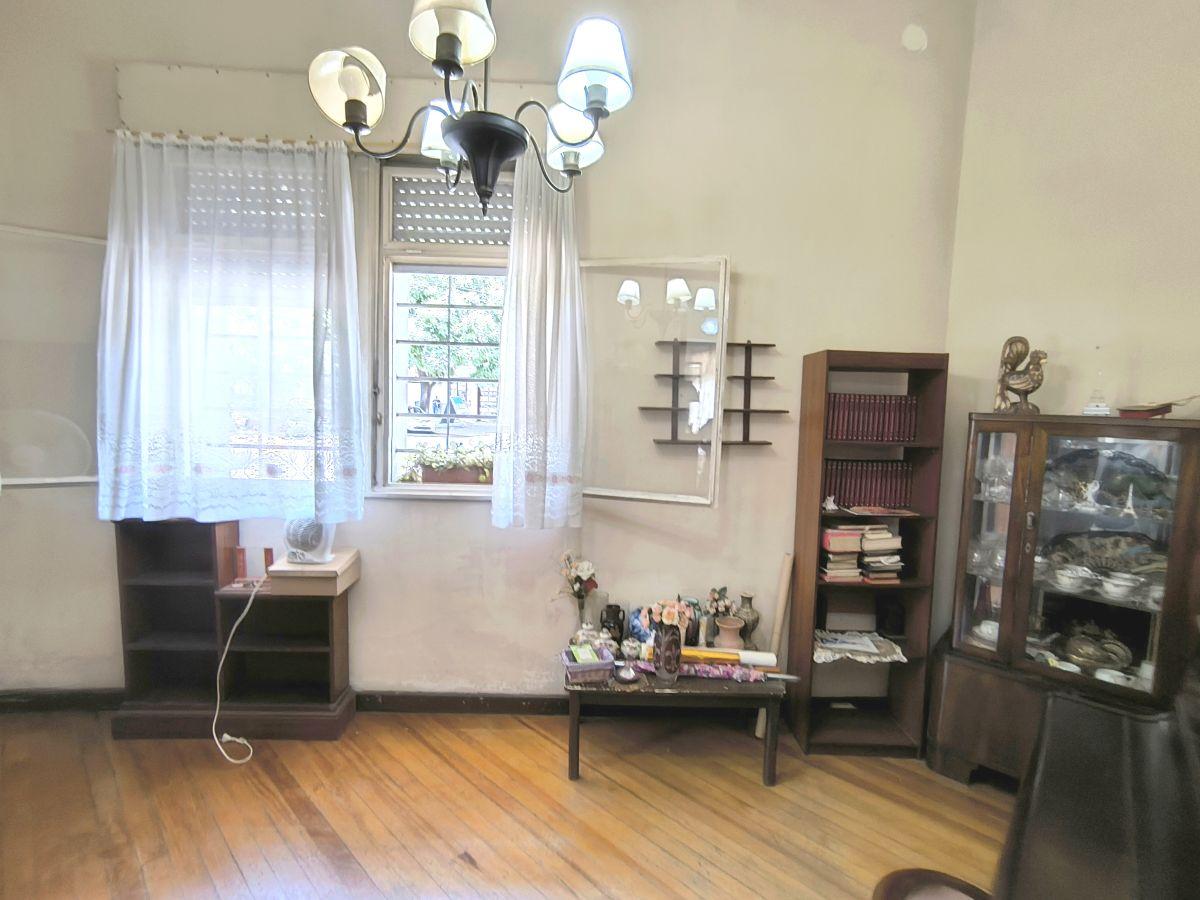 Foto de CASA 4 AMB P. BAJA EN VENTA - V. MITRE / FLORES NORTE -APTO CRÉDITO, imagen 1