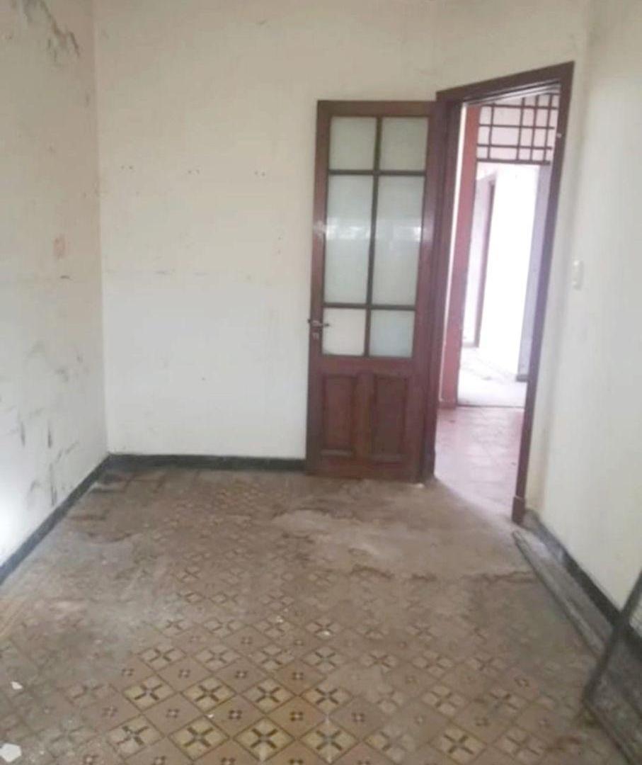 Foto de FLORES TERRENO CON CASA Y GARAGE - IDEAL EMPRENDIMIENTO INMOBILIARIO, imagen 5