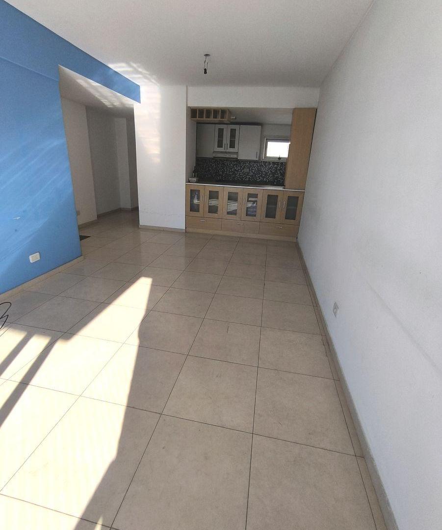 Foto de SEMIPISO FLORES 3 AMB - GRAN BALCÓN EN ALQUILER A PASOS AV AVELLANEDA Y, imagen 4