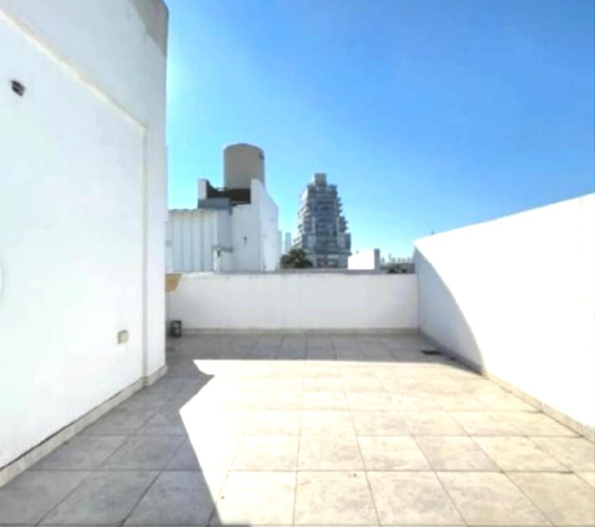 Foto de V. CRESPO TRIPLEX EN VENTA 2 AMB CON AMPLIA TERRAZA PROPIA - PASOS AV, imagen 2