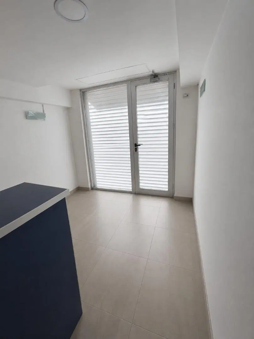 Venta Local con  Cochera Villa Crespo Vera  Scalabrini Ortiz 3