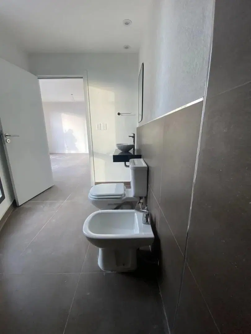 Venta MonoAmbiente  Balcon y Terraza Pileta Parrilla Almagro 5