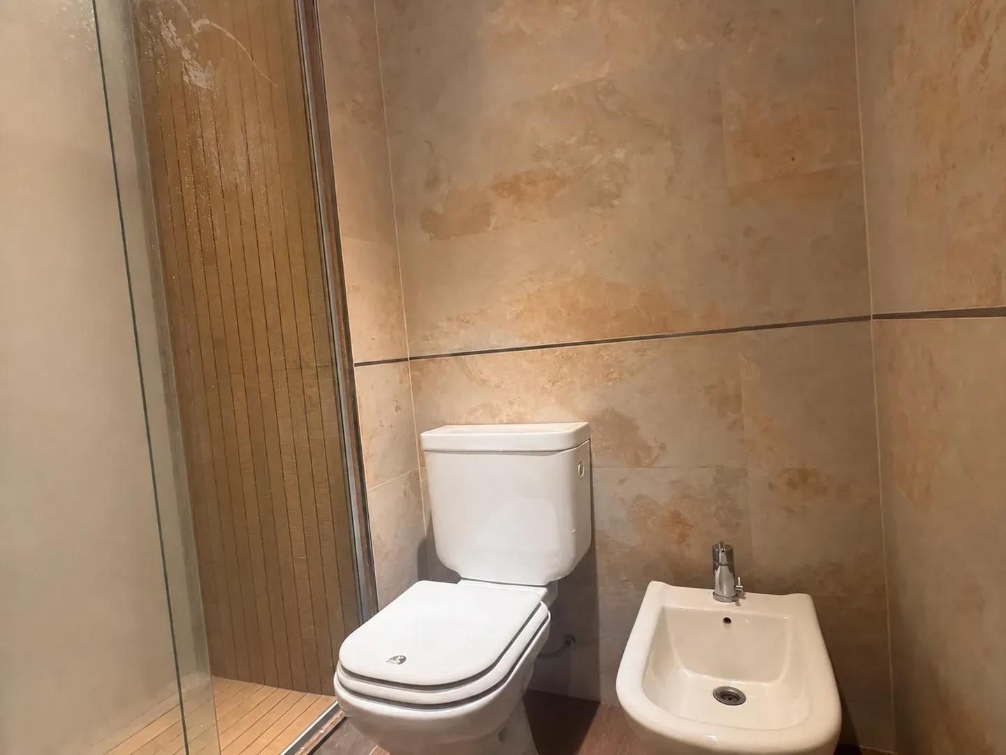 Foto de Venta Departamento 3 Ambientes con Balcon Cochera Seguridad Pileta, imagen 4
