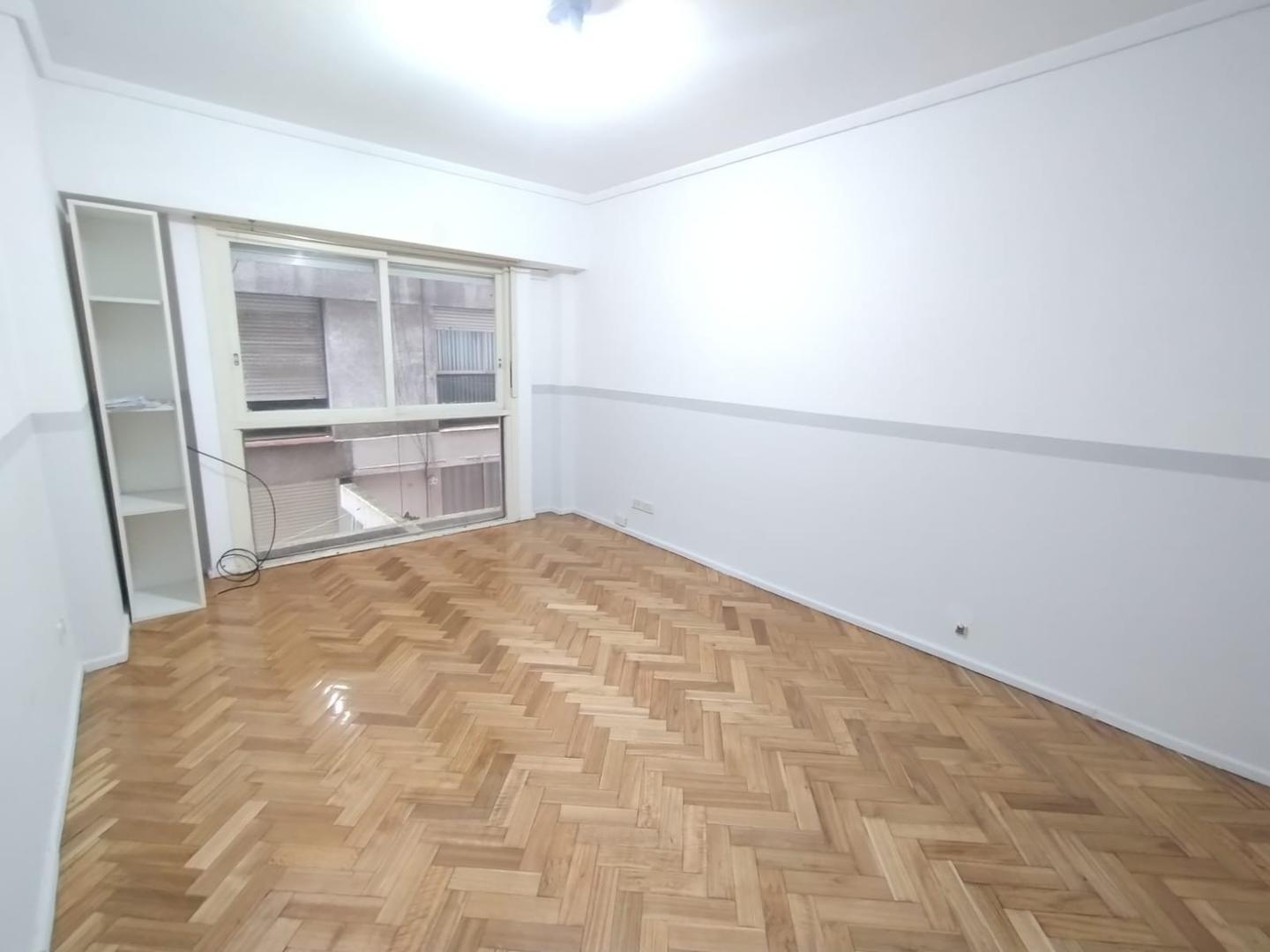 Foto de Venta Departamento 2 Ambientes Amplio Almagro Av. Corrientes, imagen 3