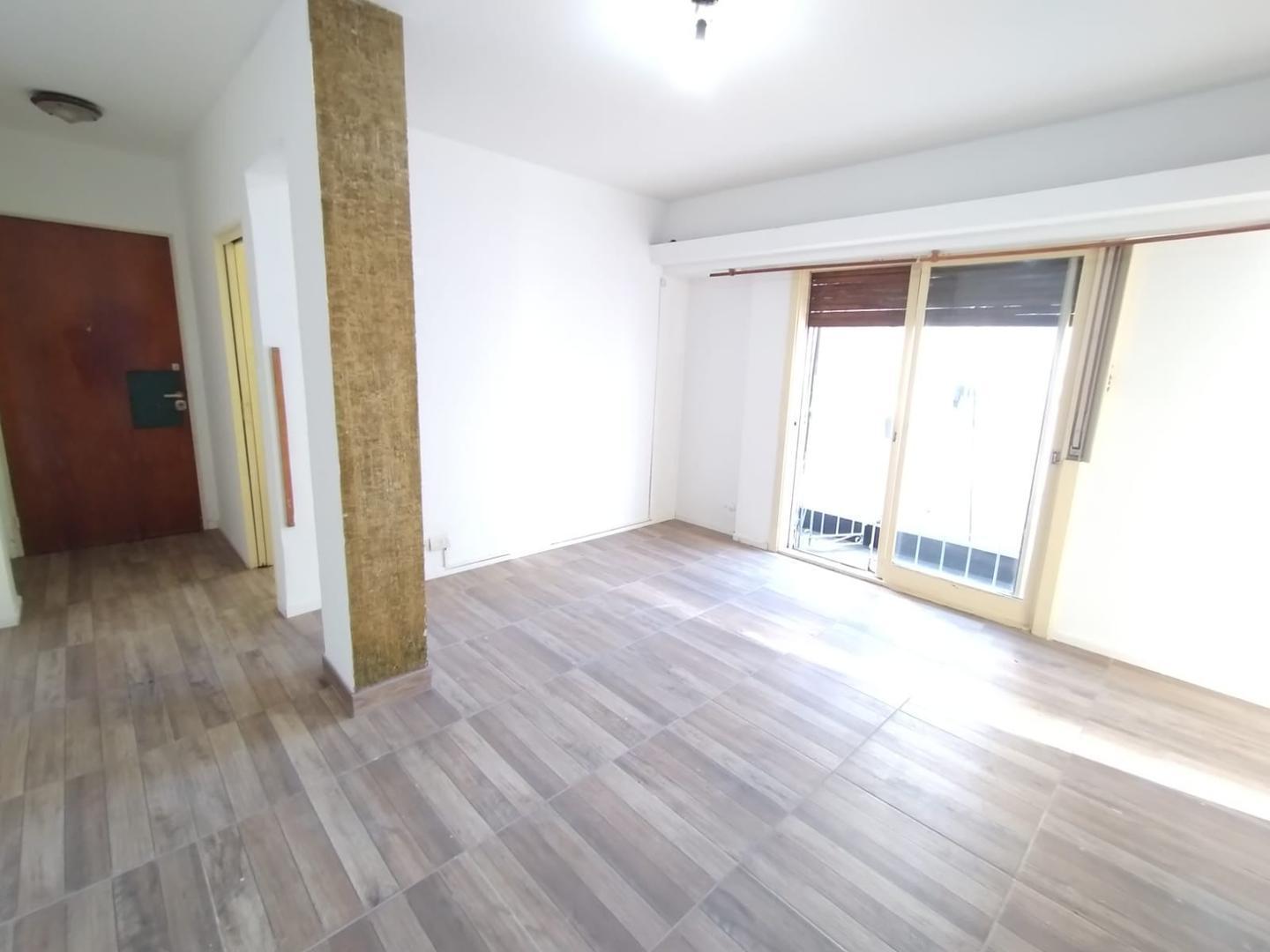 Foto de Venta Departamento 3 Ambientes Balcon Villa Crespo Reciclado, imagen 3