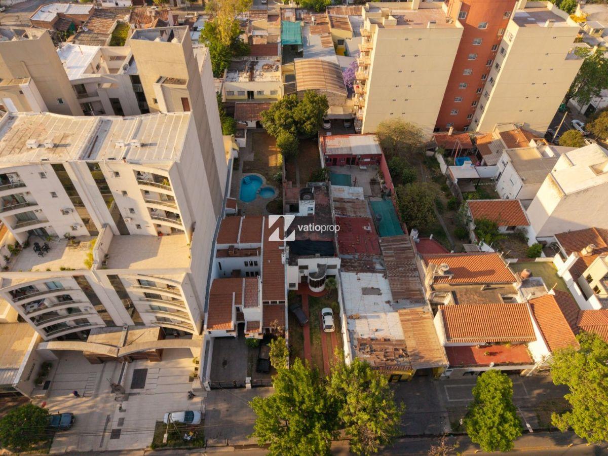 Casa en Av. Belgrano 1540 – Lote de 500 m² con gran potencial