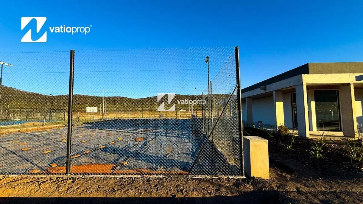 Lotes desde 1.200 m² en Club de Campo La Finca en zona de gran proyección 1