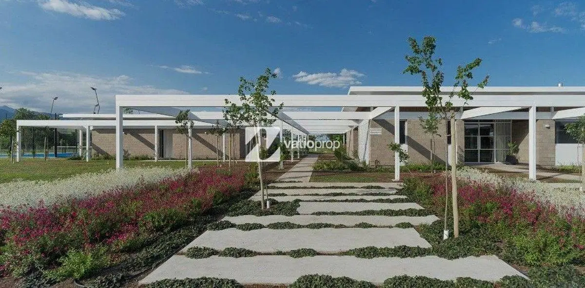 Lotes en La Arbolada desde 1.200 m² entorno natural, servicios y gran proyección 3