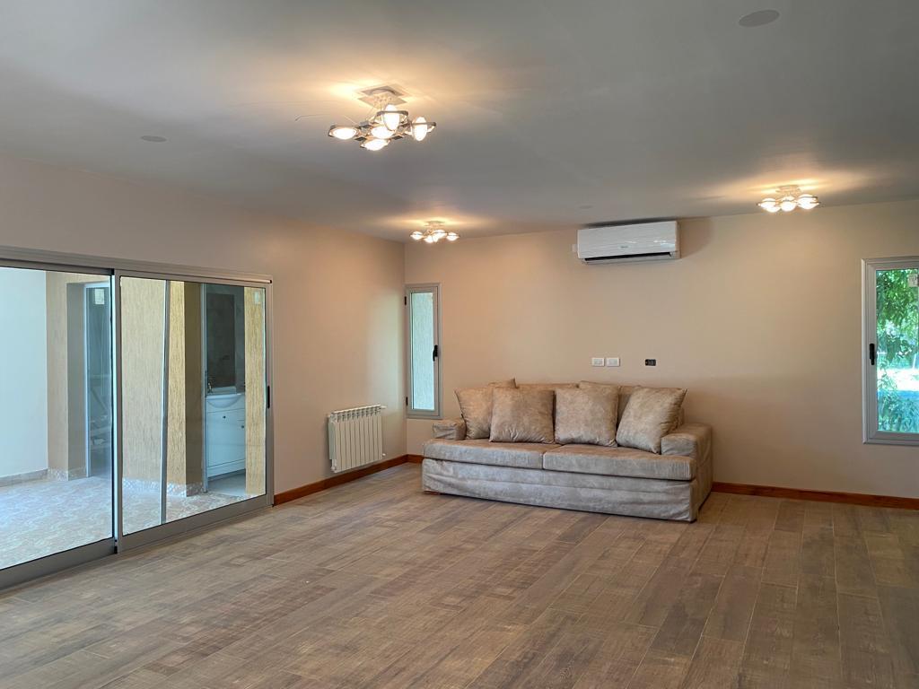 Foto de Venta de casa, 4 dormitorios en "Miralagos", imagen 2