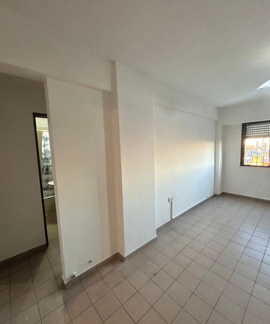 Foto de departamento en alquiler 2 doritorios 6 e/ 63 y64, imagen 2