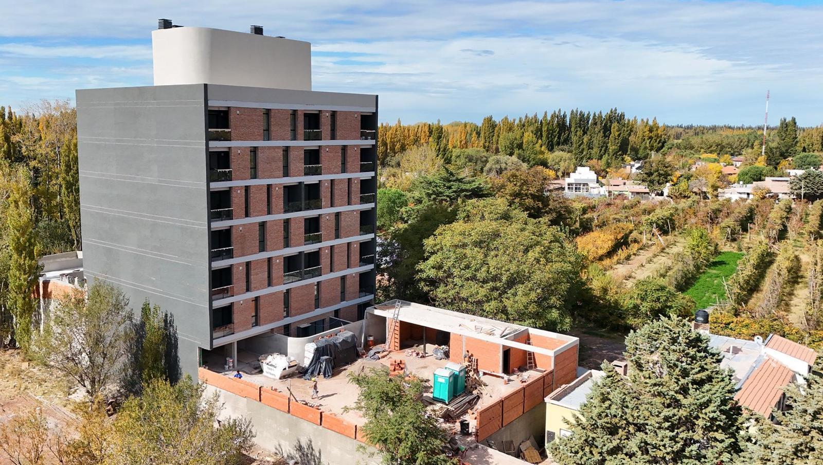 Dpto. 1 Dorm. con Cochera - NOVA R7 - Centenario