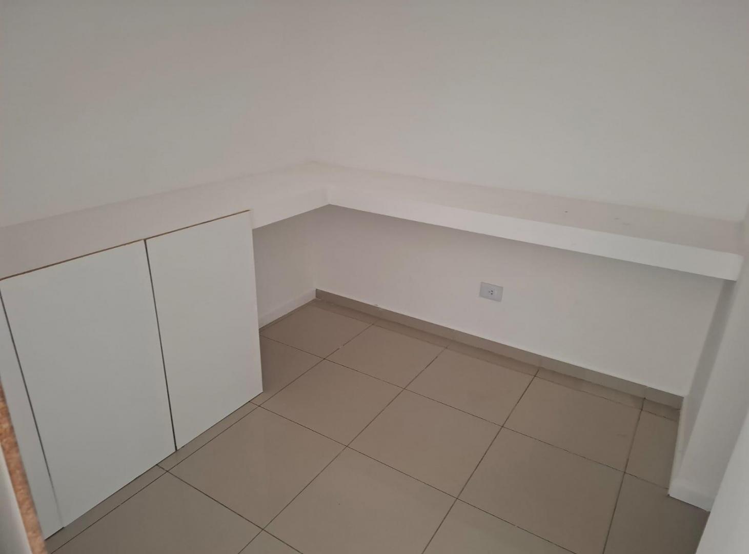 Foto de Oficina "A" en Planta Baja - Corredor Leloir - Santa Genoveva - Neuquén, imagen 3