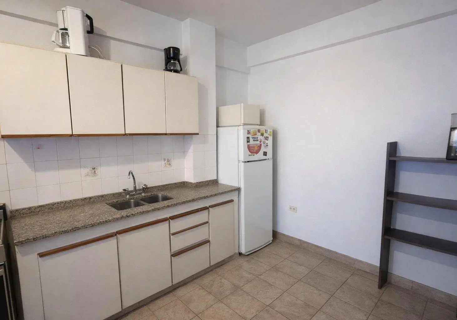 Dpto. de 3 Dorm. y 2 Baños - Centro de Cipolletti 3