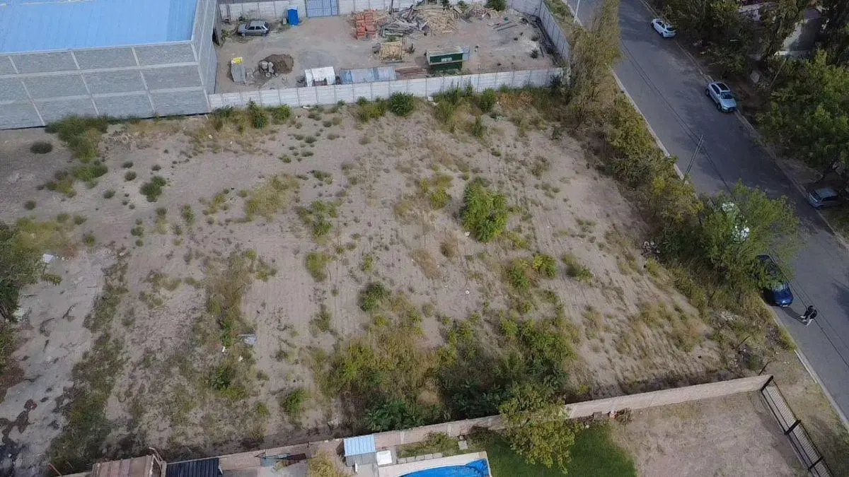Lote Residencial-Comercial en B° Canal V - Neuquen Capital 5