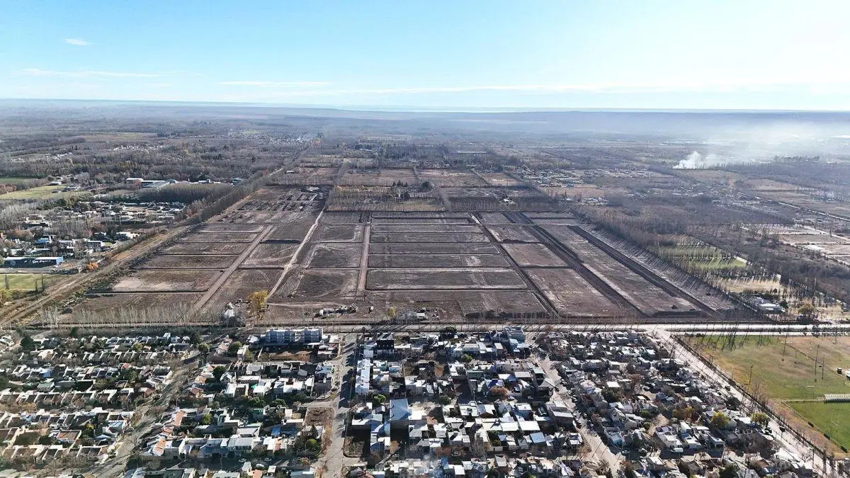 Lote en B° "La Gran Alameda" - Cipolletti 2