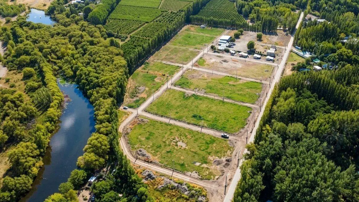 Lotes en B° Jardín del Este - Plottier 3