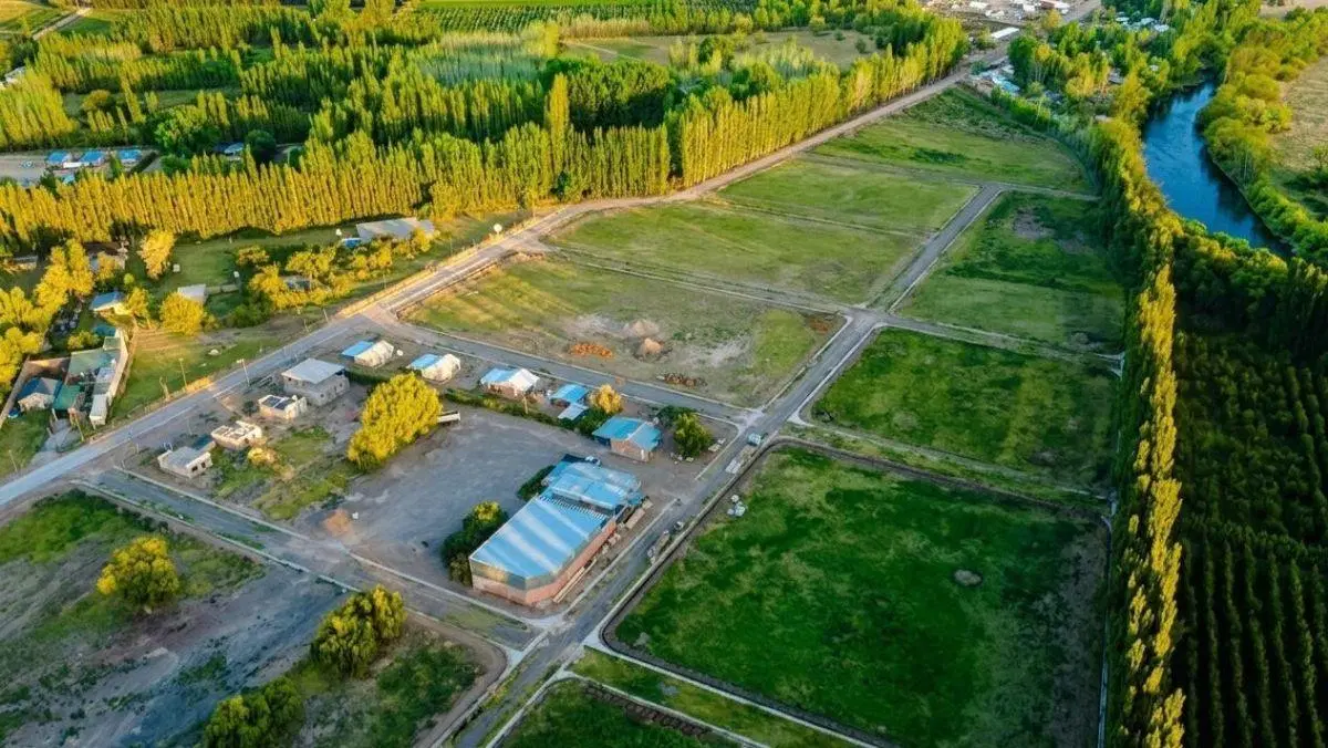 Lotes en B° Jardín del Este - Plottier 4