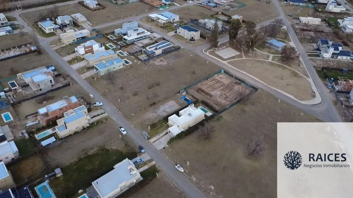 Terreno / Lote en venta de 570m2 ubicado en Cinco Saltos 8