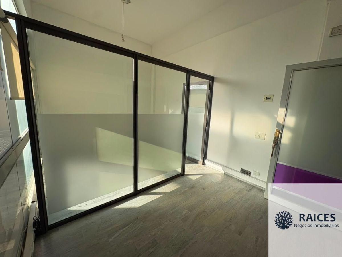 Foto de Oficina en venta ubicado en Área Centro Este, imagen 3