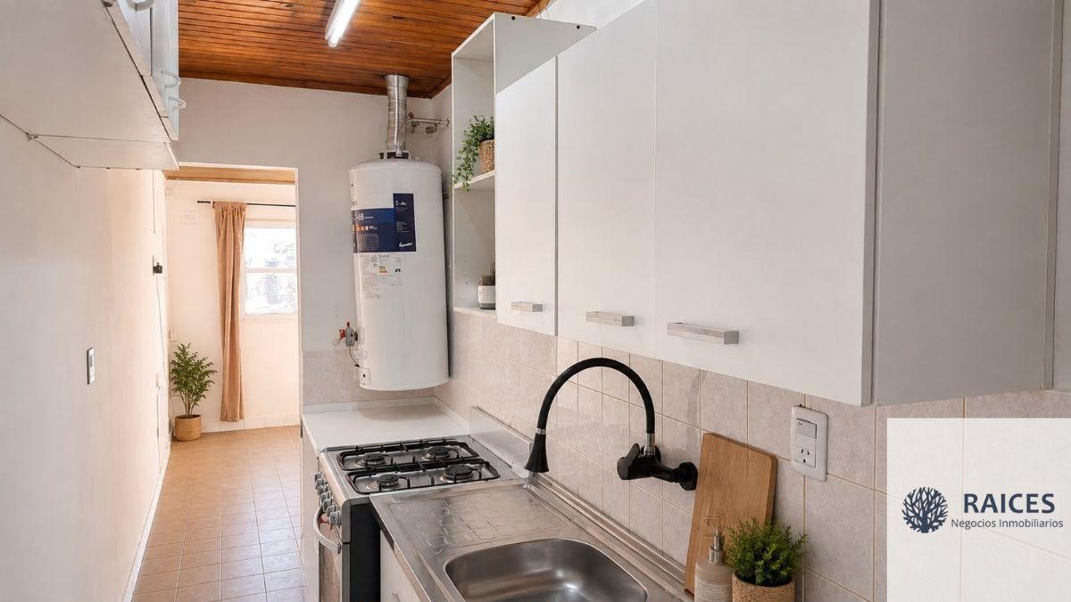 Foto de Casa en venta de 2 Dormitorios en B° UTECYC - Neuquen Capital, imagen 3