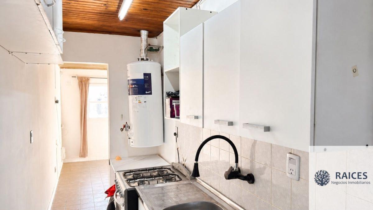 Foto de Casa en venta de 2 Dormitorios en B° UTECYC - Neuquen Capital, imagen 2