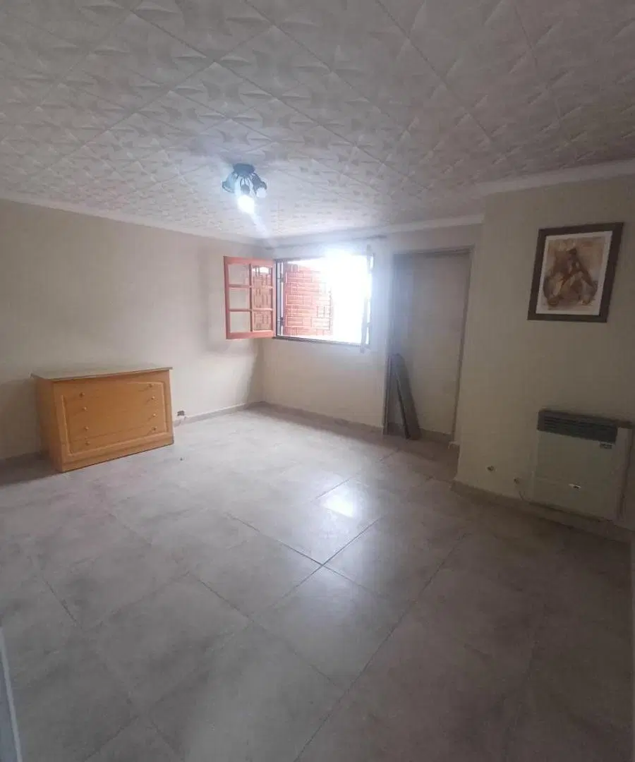 VENTA CASA (PH) TALLERES E 3 DOR 2 PATIOS CHICOS TERRAZA EXCELENTE ESTADO GGE X2 5