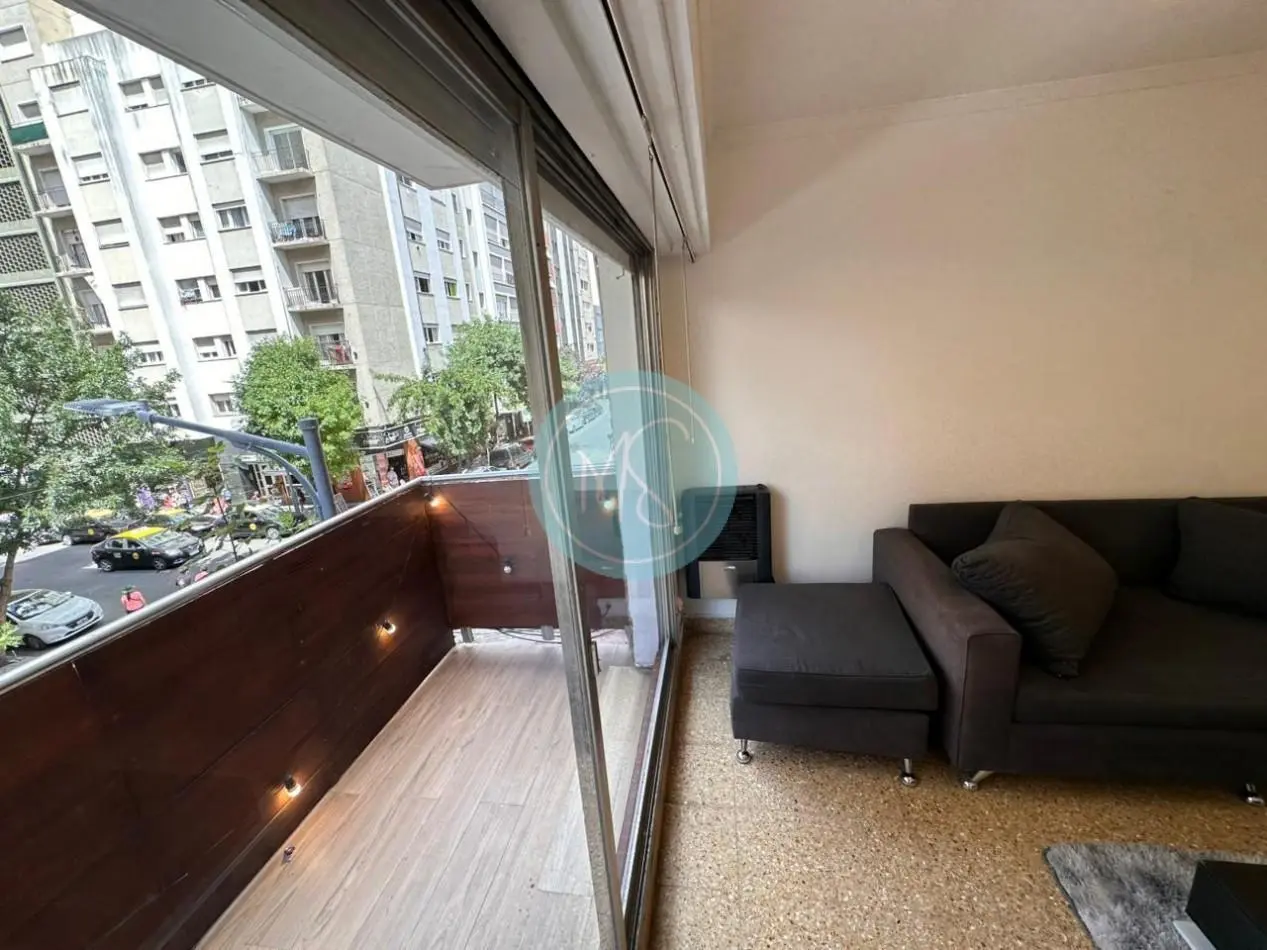 Departamento 3 Amb. a la calle con Balcon 1