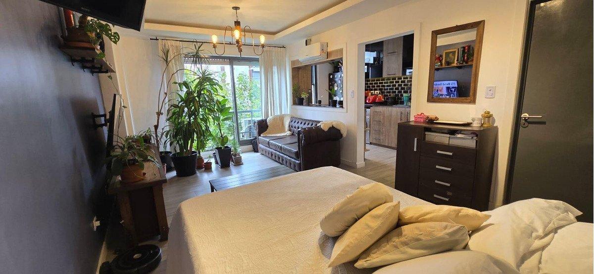Monoambiente moderno y luminoso en Barracas – Reciclado