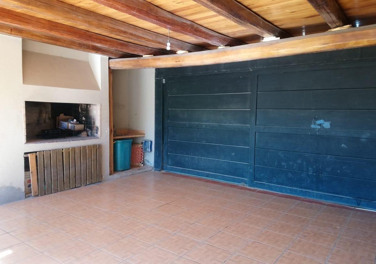 Rem Propiedades Vende Casa en Chacras de Coria 2