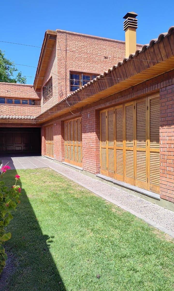 Rem Propiedades Vende Casa en Godoy Cruz 4