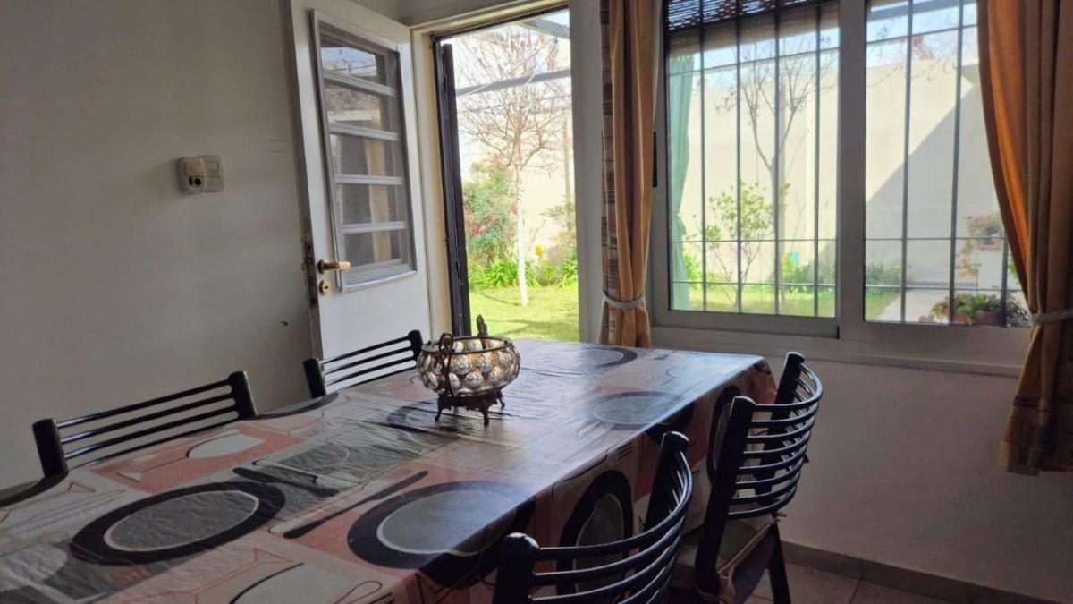 Foto de REM PROPIEDADES VENDE CASA EN SEXTA SECCION, CIUDAD, MENDOZA., imagen 4