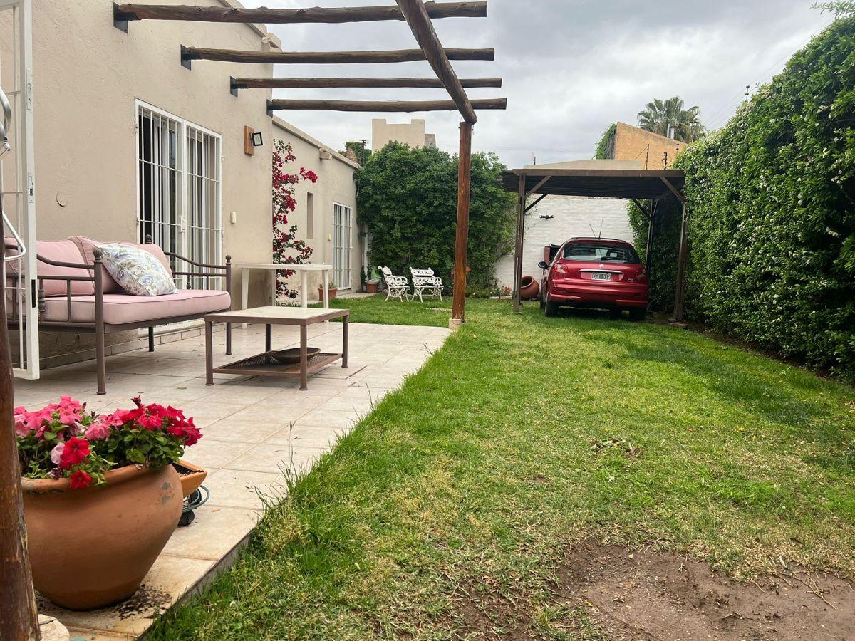 Foto de REM PROPIEDADES VENDE CASA EN LAS HERAS, imagen 2