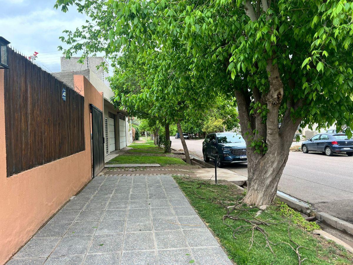 Foto de REM PROPIEDADES VENDE CASA EN LAS HERAS, imagen 4