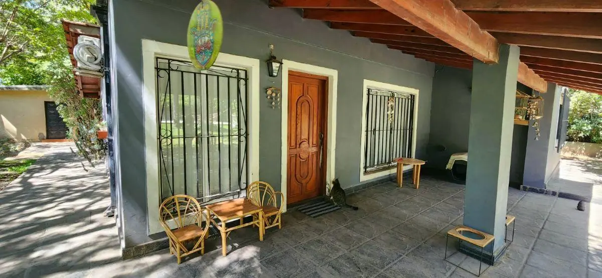 CASA QUINTA CON PISCINA EN VENTA - ZONA TORTUGUITAS 4