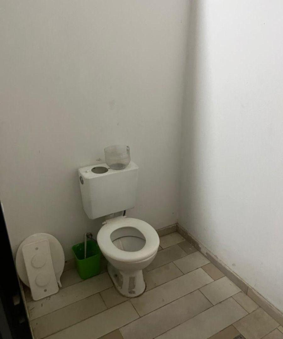 Foto de OPORTUNIDAD LOCAL COMERCIAL EN TORTUGUITAS - PARQUE ALVEAR UNO, imagen 1