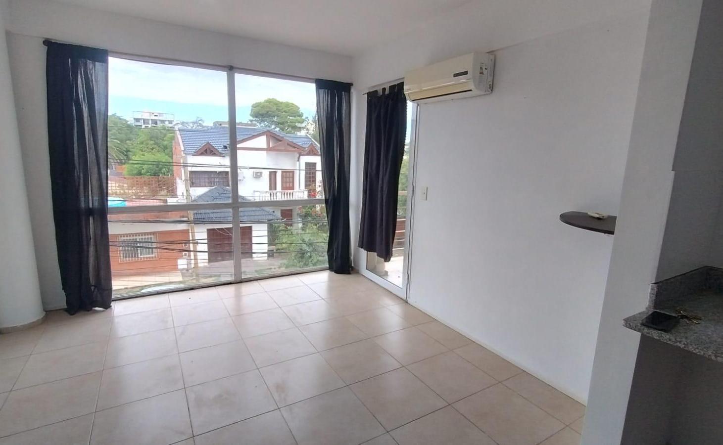 Departamento en Esc.-Centro