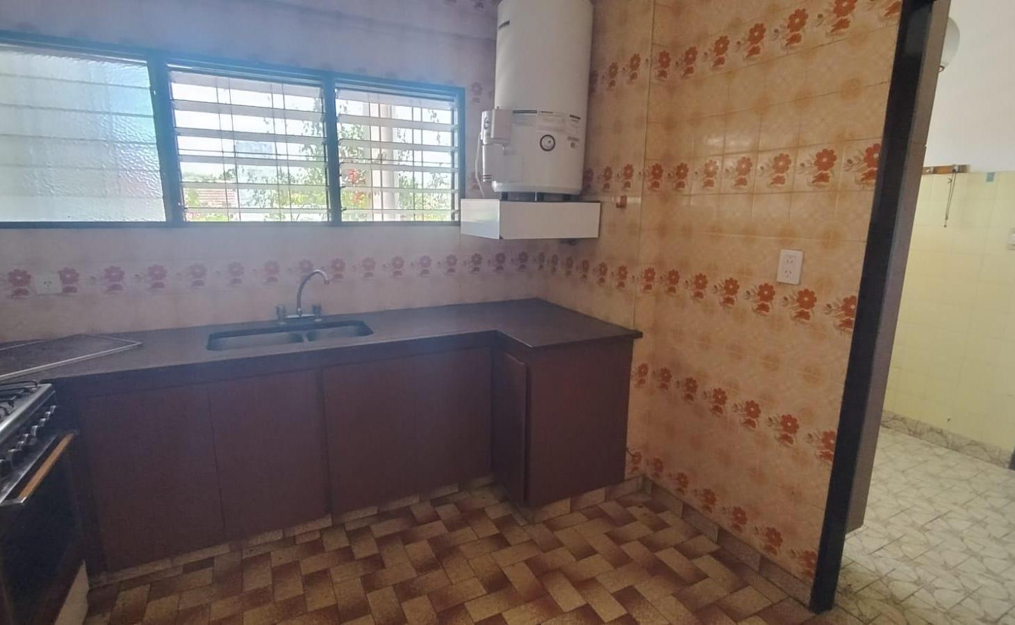 Foto de Casa en Esc.-Centro, imagen 2