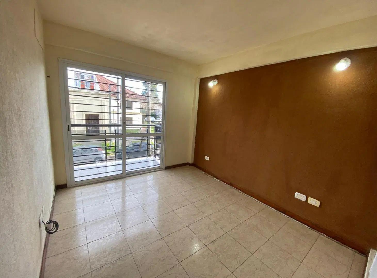 Departamento en Esc.-Centro 4