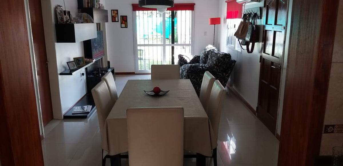 Foto de Casa - Esc.-Centro, imagen 2