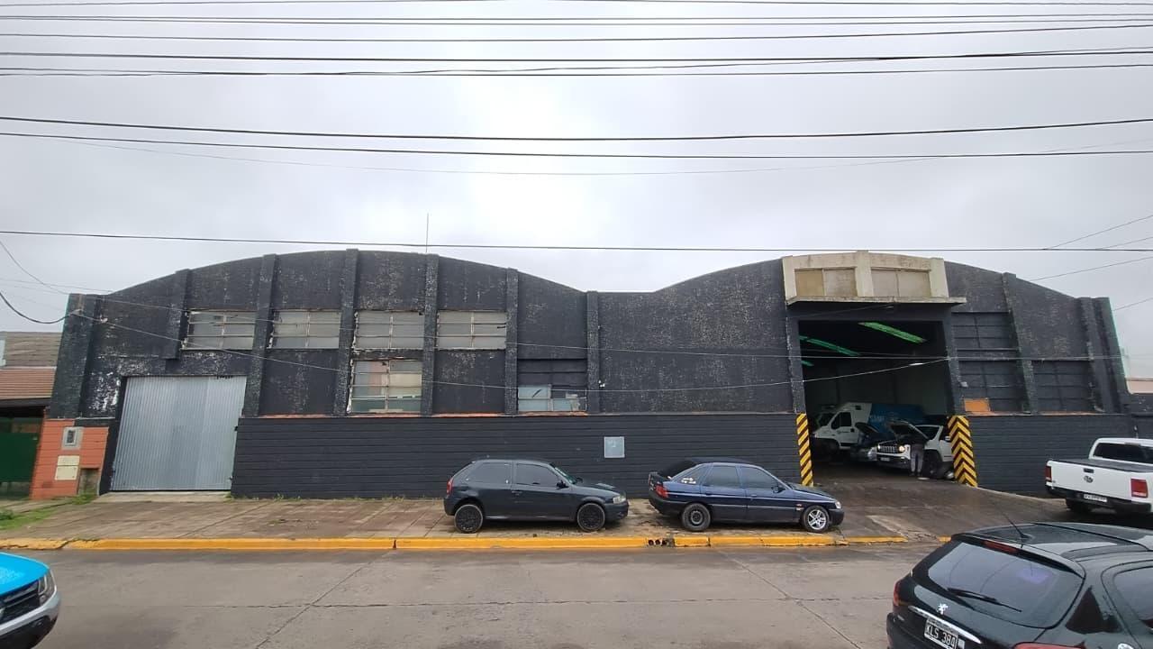 Foto de Edificio Comercial en Esc.-Centro, imagen 2