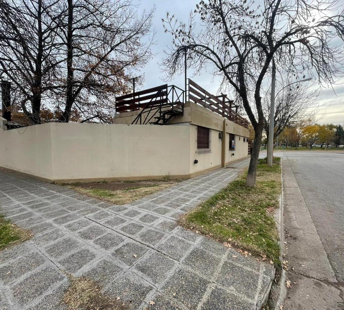 Casa en Venta en Cipolletti 5