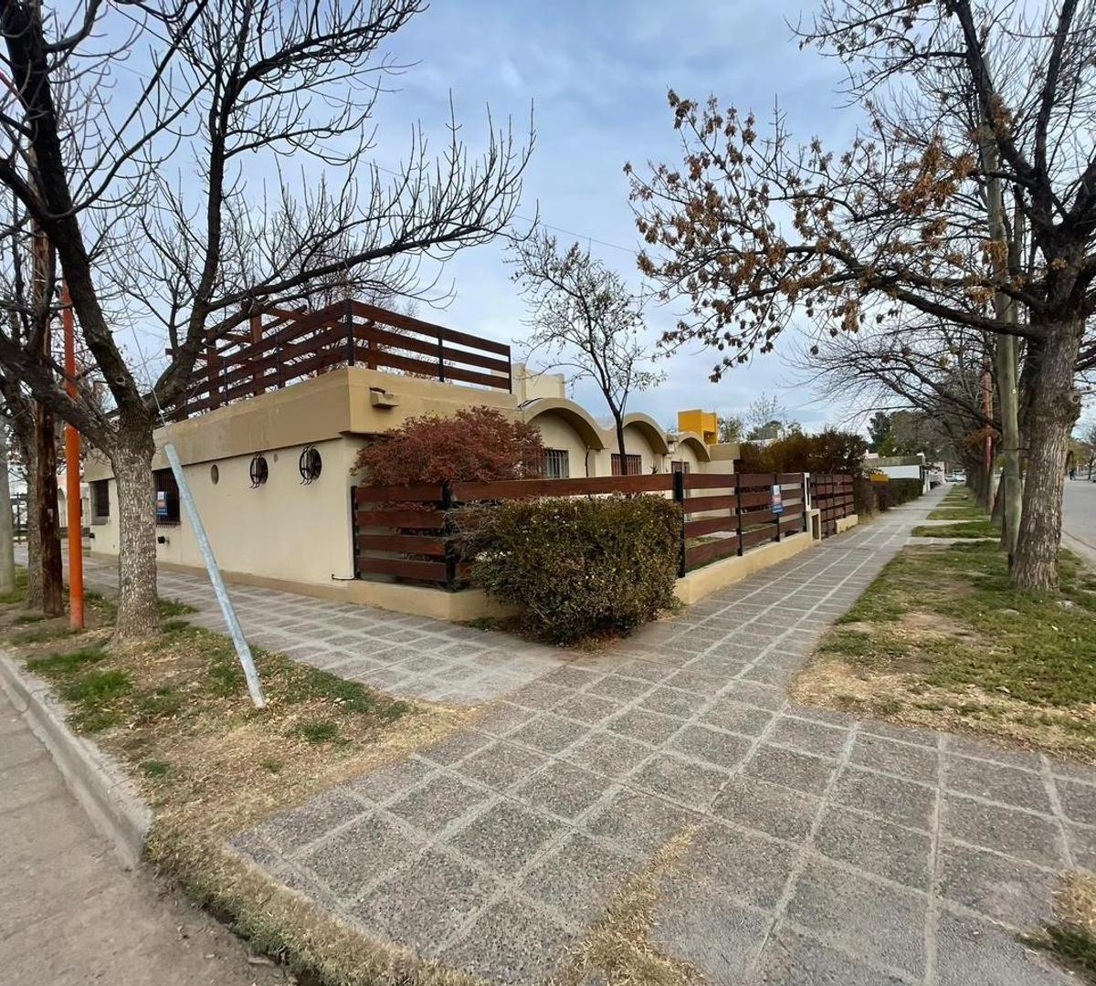 Casa en Venta en Cipolletti 2