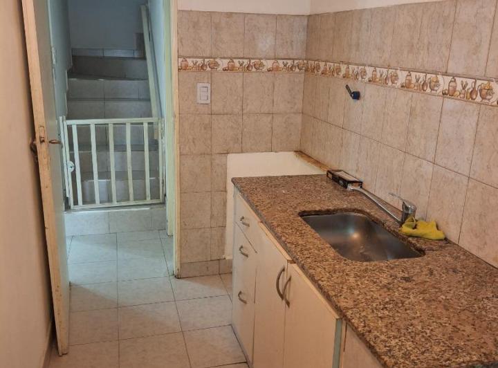Alquilo dúplex de 2 dormitorios. 4