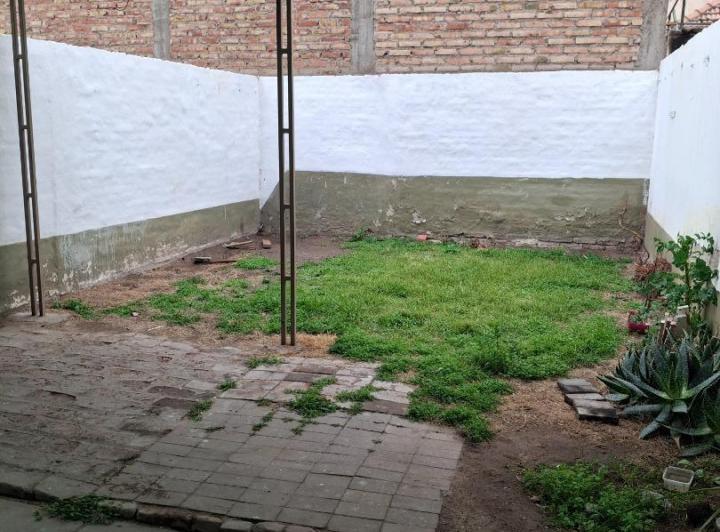 Alquilo dúplex de 2 dormitorios. 3