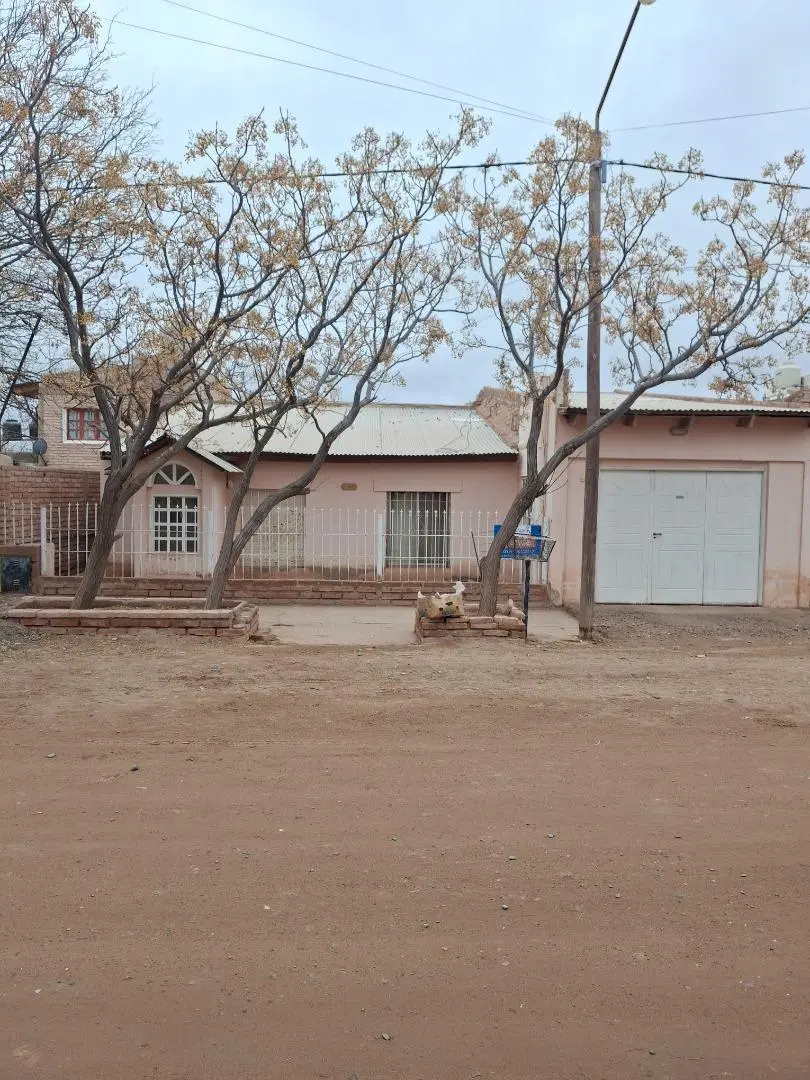 Vendo casa de 2 dormitorios. 5
