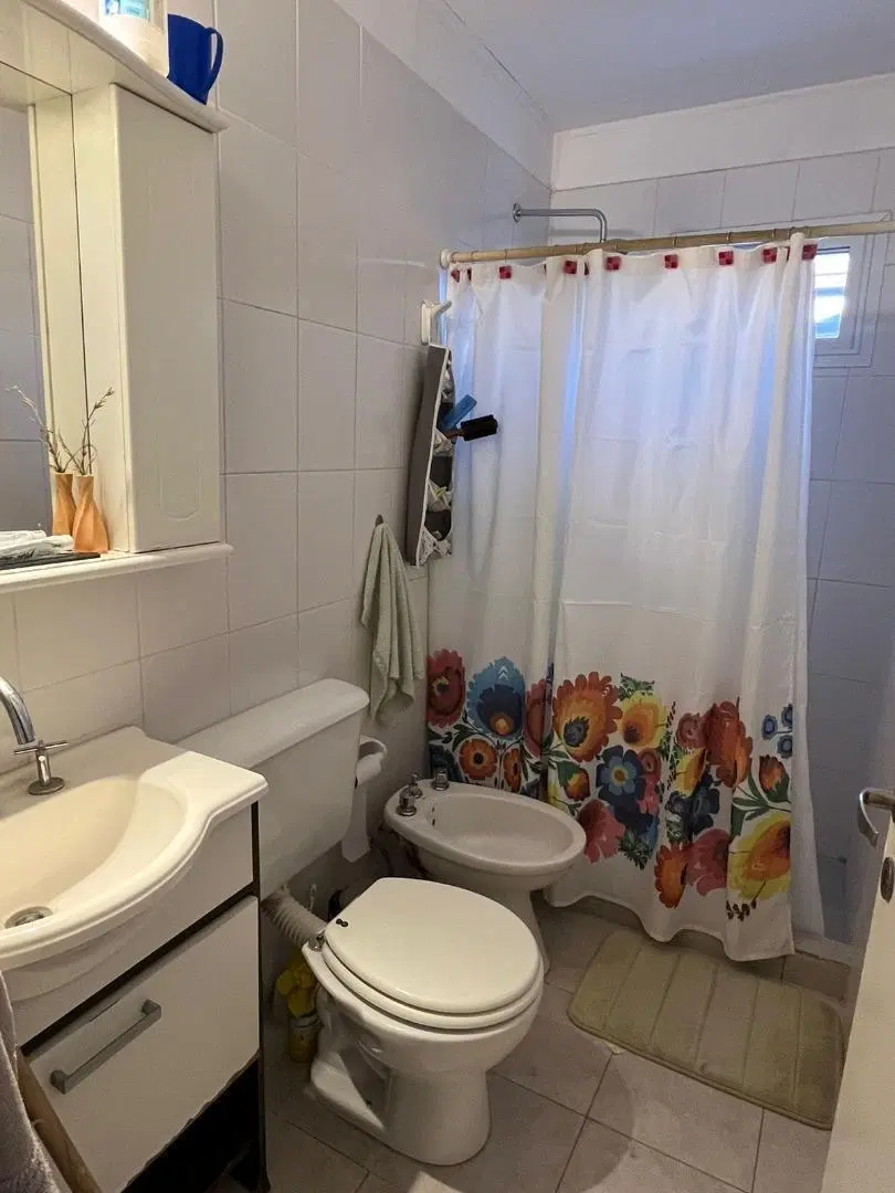 Alquilo a EMPRESA, casa amoblada de 3 dorm. 4