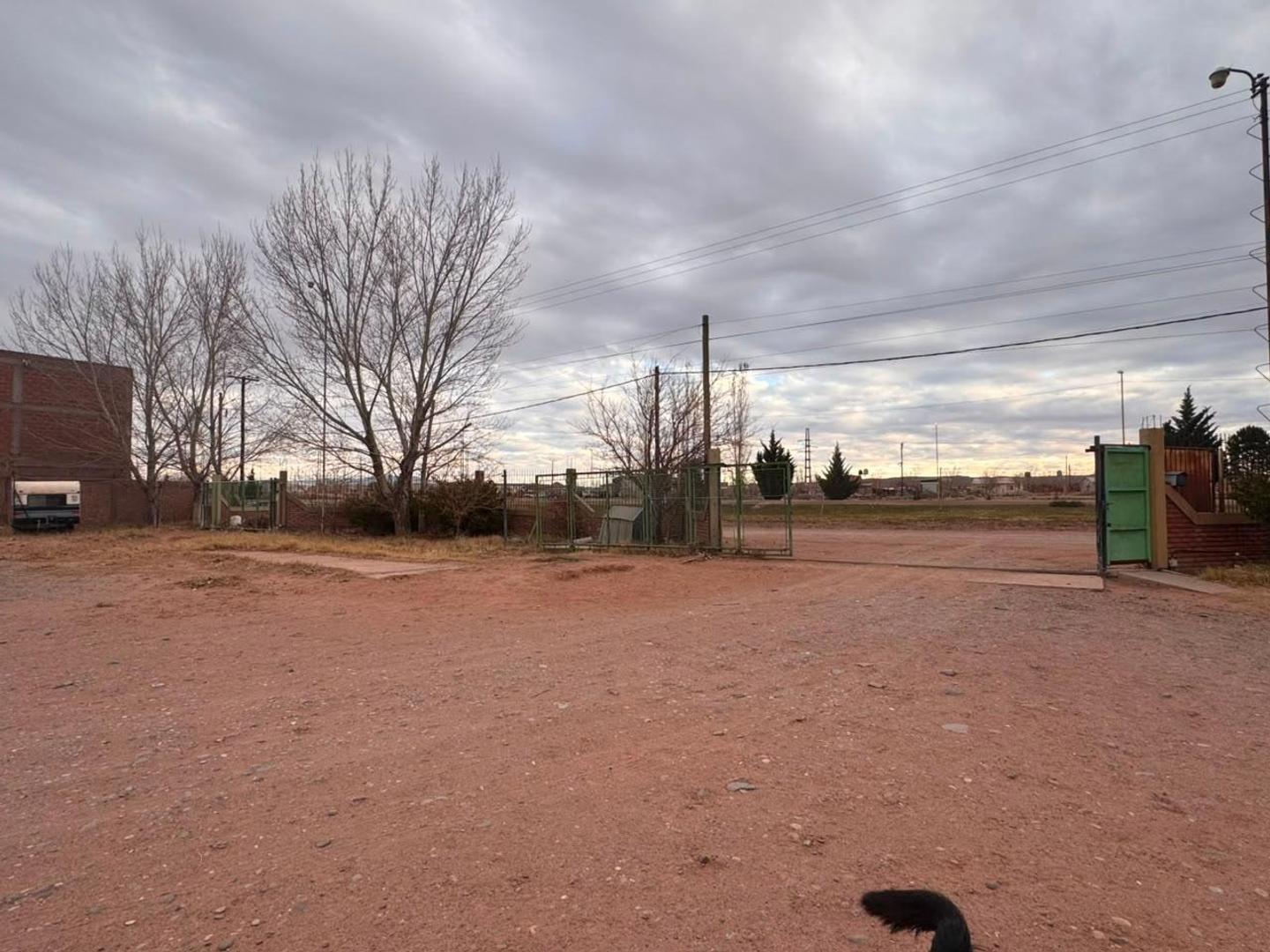 Foto de Vende sobre ruta, predio industrial, con taller y oficinas., imagen 3
