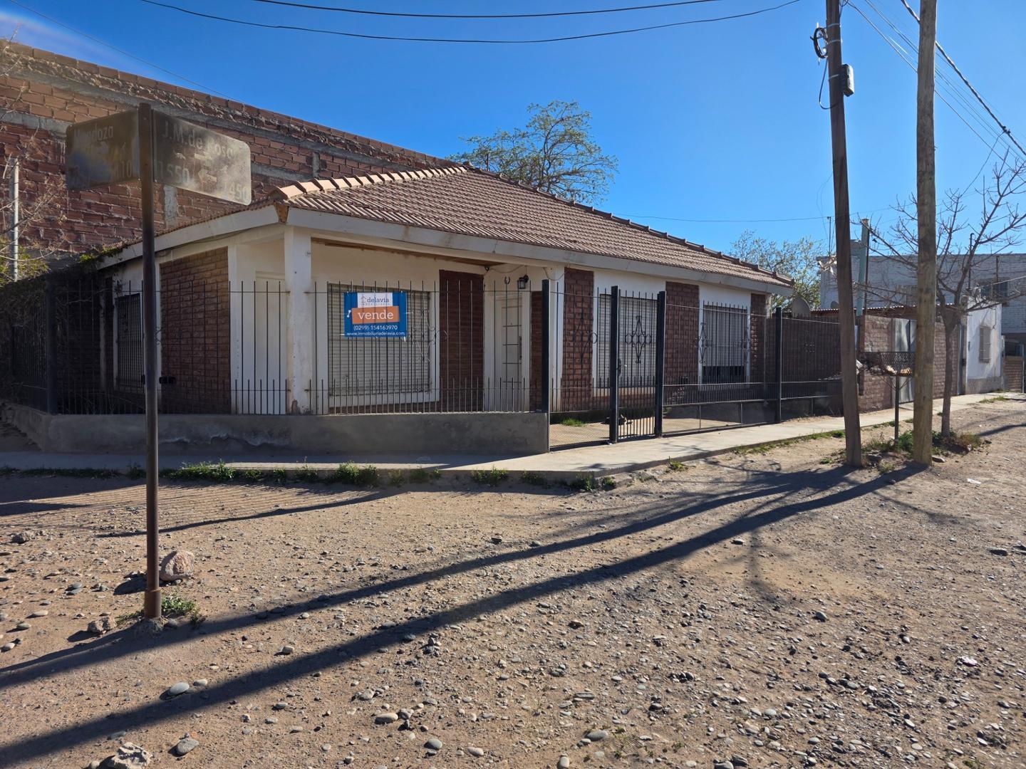 Foto de Vende casa de 3 dorm+dpto de 1 dorm. en Rincón de los Sauces, imagen 1