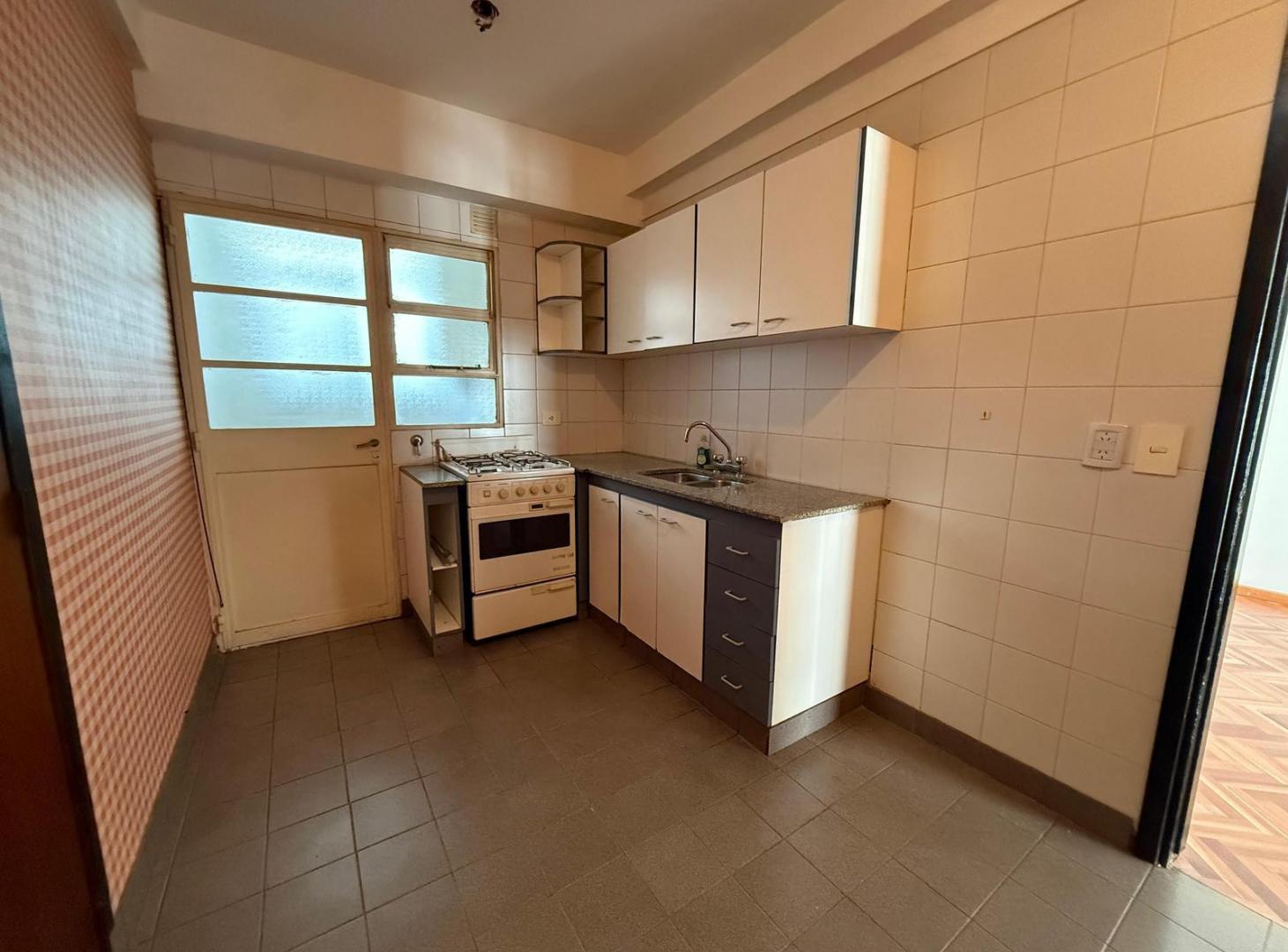 Foto de Departamento en alquiler de 4 ambientes en Palermo, imagen 2