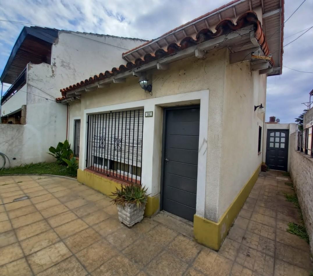 Chalet 4 ambientes en Ph a reciclar